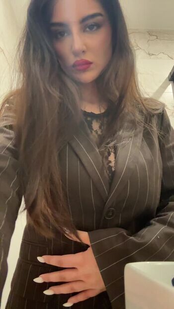 Full leaked Bitasmeri private onlyfans photo