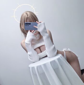 Full leaked Femjoy / private onlyfans photo