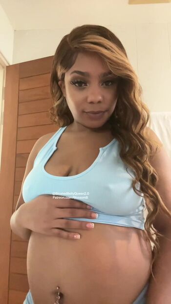 Full leaked Bloatedbellyqueen private onlyfans photo