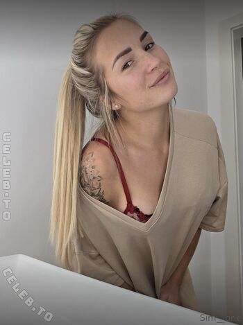 Full leaked Blonde model page private onlyfans photo