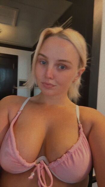 Full leaked Blondehunx private onlyfans photo