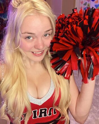 Full leaked Blondiewondie private onlyfans photo