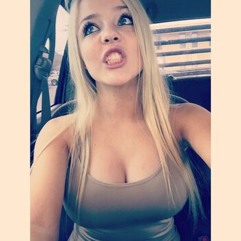 Full leaked Blondiewondie private onlyfans photo