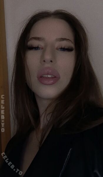 Full leaked Blowjobcouple private onlyfans photo