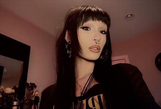 Full leaked Bluntghoul private onlyfans photo