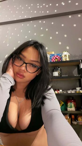 Full leaked Bluntviews page private onlyfans photo