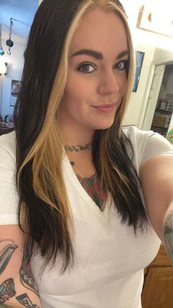 Full leaked Bonnie clydexoxo private onlyfans photo