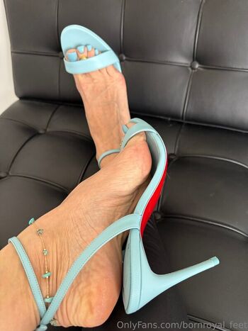 Full leaked Bornroyal feet page private onlyfans photo