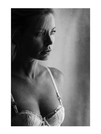 Full leaked Boudoir page private onlyfans photo
