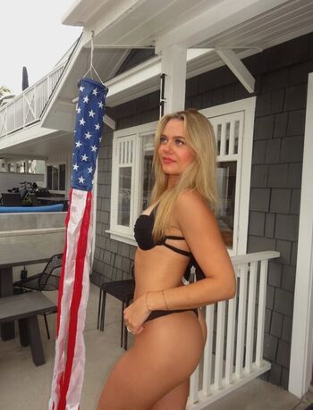 Full leaked Boutinela babes page private onlyfans photo