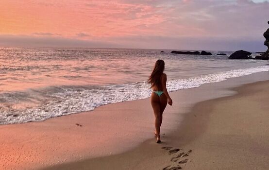 Full leaked Boutinela babes  page private onlyfans photo
