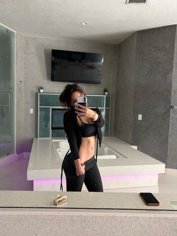 Full leaked Bratkylani private onlyfans photo