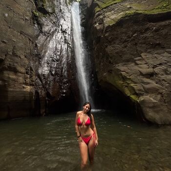 Full leaked Bretaneee private onlyfans photo