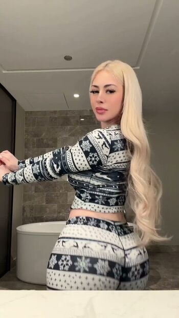 Full leaked Briialexia private onlyfans photo