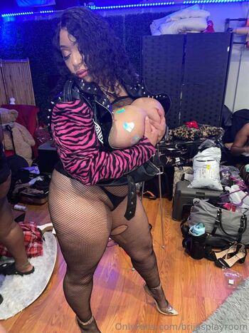 Full leaked Brijas play room private onlyfans photo