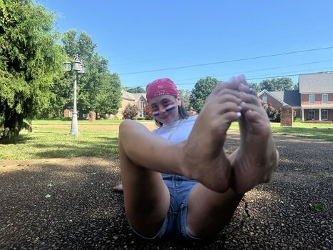 Full leaked Brisweetfeet private onlyfans photo