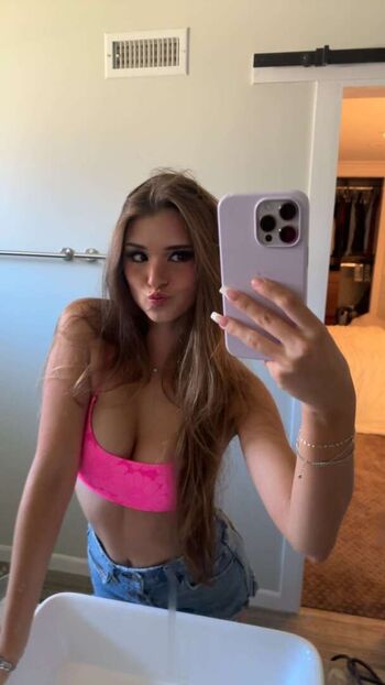 Full leaked Brooke monk page private onlyfans photo