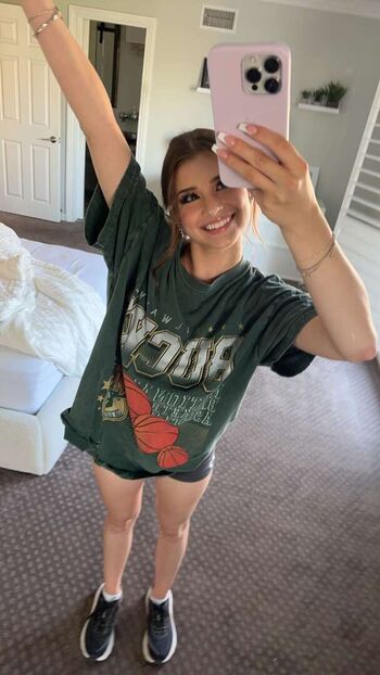 Full leaked Brooke monk private onlyfans photo