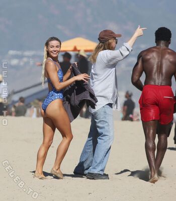 Full leaked Brooks nader page private onlyfans photo