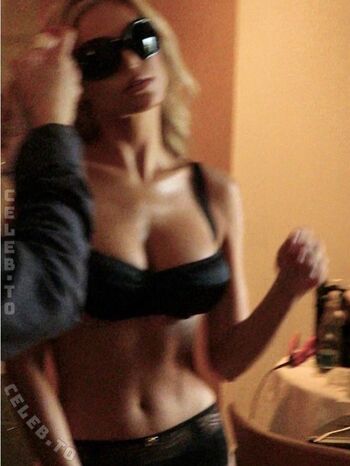 Full leaked Brooks nader page private onlyfans photo