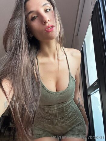 Full leaked Brrooklynbrownn private onlyfans photo