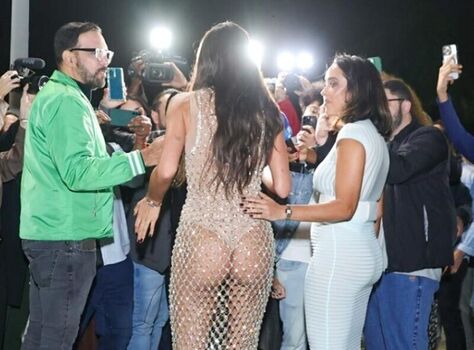 Bruna Marquezine