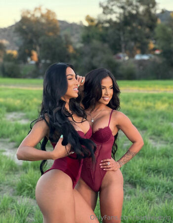 Full leaked Brunettebarbie ve  page private onlyfans photo