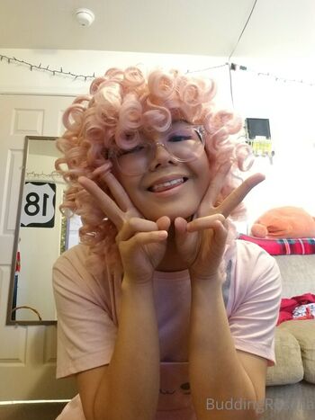 Full leaked Buddingroselia private onlyfans photo
