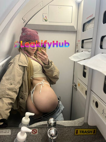 Full leaked Bugszxxx private onlyfans photo