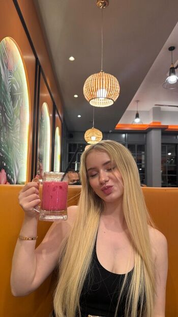 Full leaked Bulebarbie official private onlyfans photo