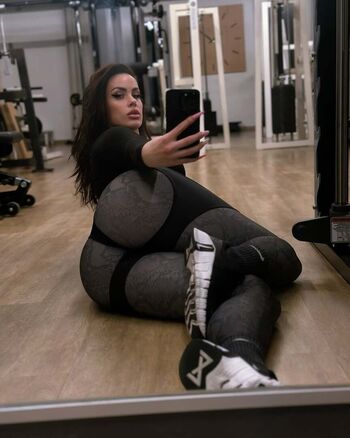 Full leaked Bulking queen private onlyfans photo