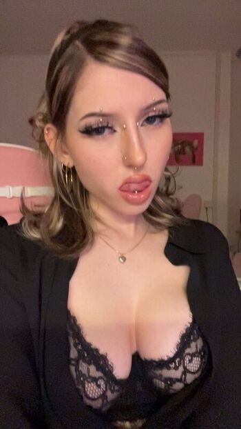Full leaked Bunnyboylo private onlyfans photo