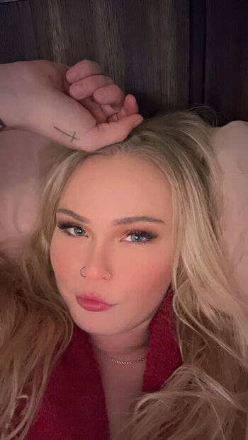 Full leaked Busty kristen from iowa private onlyfans photo