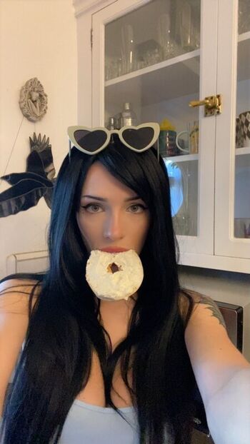 Full leaked Bvnnybearz private onlyfans photo