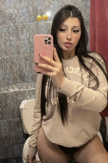 Caami.rose