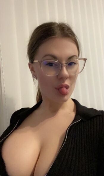 Full leaked Caarlita private onlyfans photo
