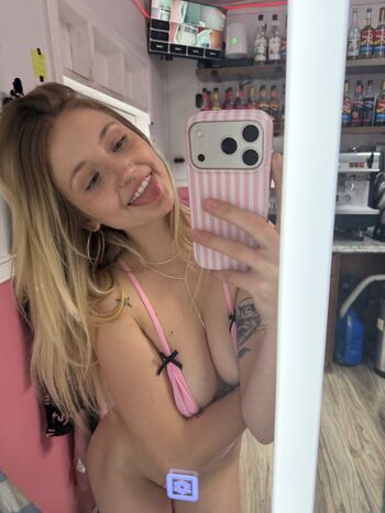 Full leaked Caffeine crushh private onlyfans photo