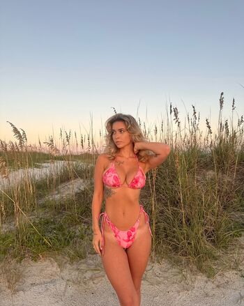 Full leaked Caitlin betterly private onlyfans photo