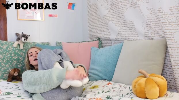 Full leaked Caitlin marie reacts page private onlyfans photo