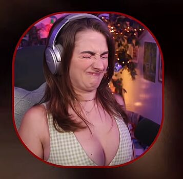 Full leaked Caitlin marie reacts page private onlyfans photo