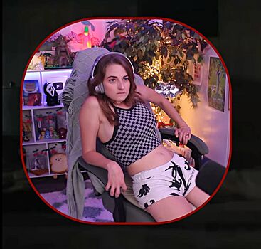 Full leaked Caitlin marie reacts private onlyfans photo