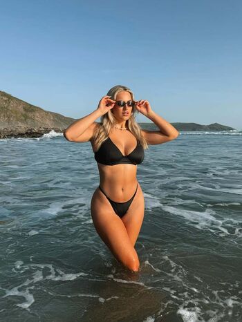 Full leaked Caitlin perriam private onlyfans photo