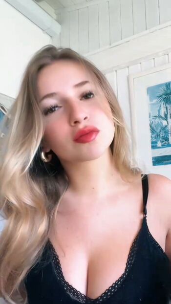 Full leaked Caiu na net amadoras  page private onlyfans photo