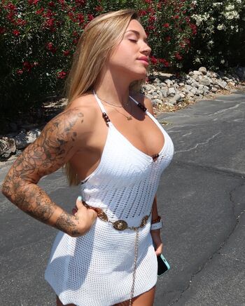 Full leaked Caleigh mackenzie page private onlyfans photo