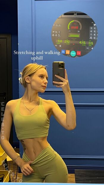 Full leaked Callme star private onlyfans photo