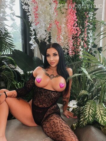 Full leaked Callmelasexy private onlyfans photo