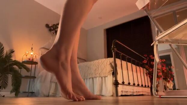 Cam Girls Feet Content