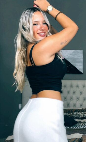 Full leaked Camila marana page private onlyfans photo