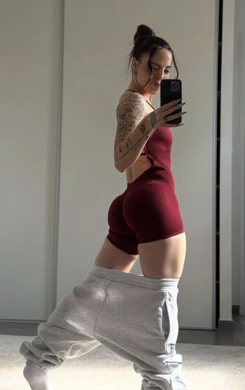 Full leaked Camille la danseuse camille stengel private onlyfans photo