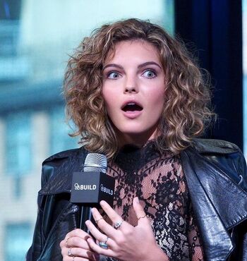 Camren Bicondova